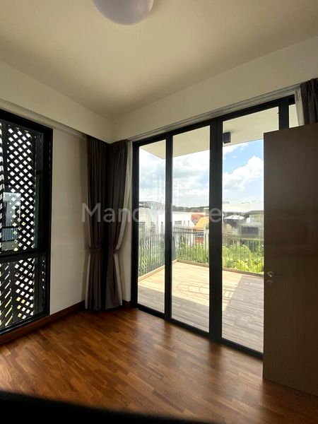 4 Bed Terraced House (Landed) for Sale in  Alana - Image 5
